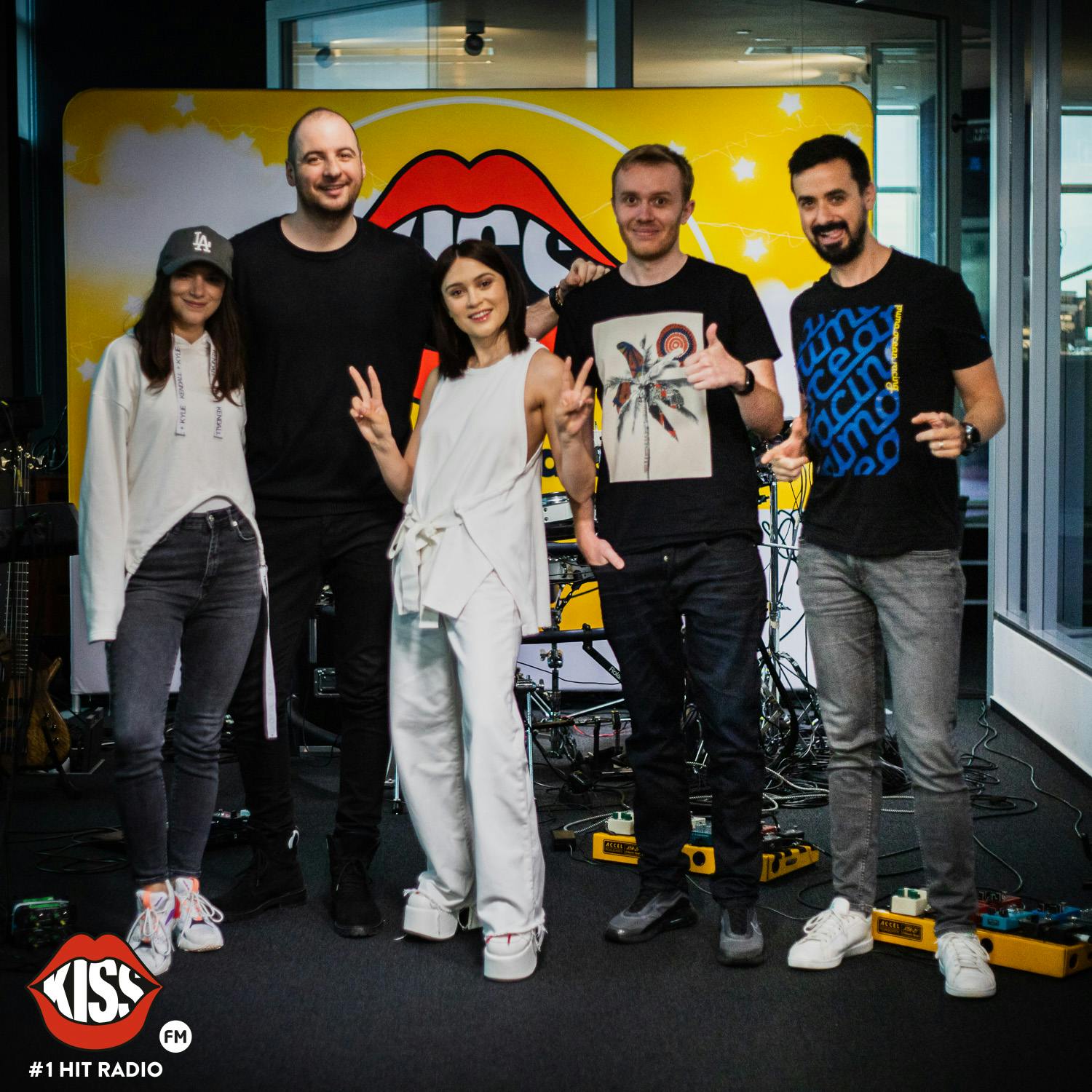 Foarte bună dimineața cu Andrei, Ionuț și Ana (podcast vechi)